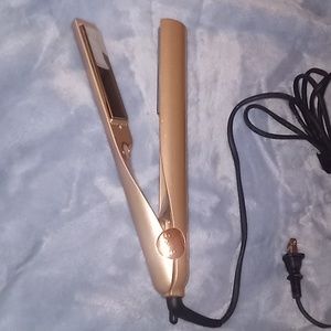 Tyme Straightner/Curler.